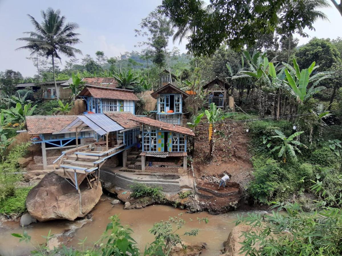 Kai Swargaloka Otel Bandung Dış mekan fotoğraf