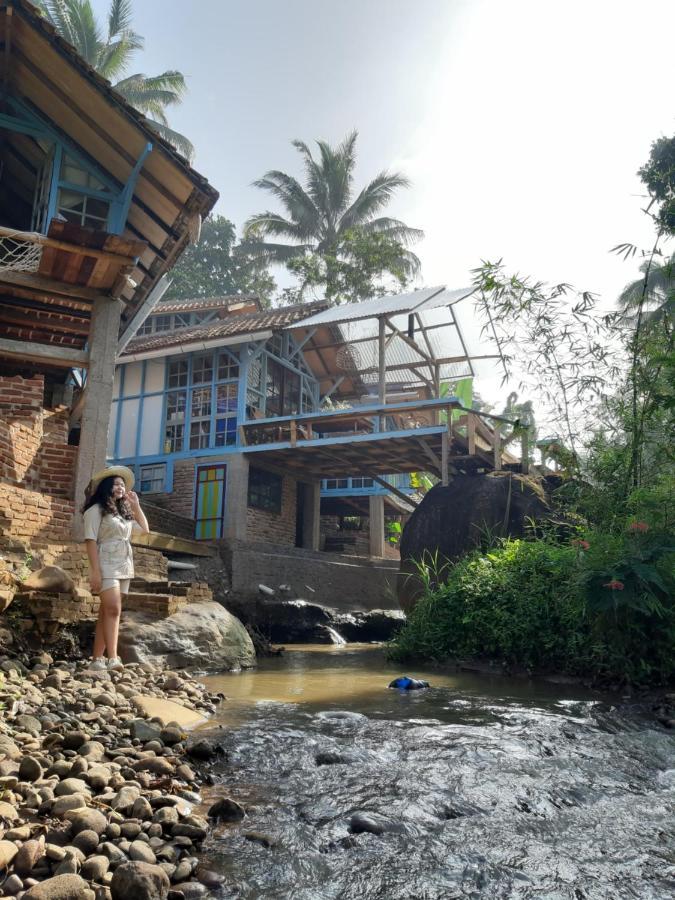 Kai Swargaloka Otel Bandung Dış mekan fotoğraf